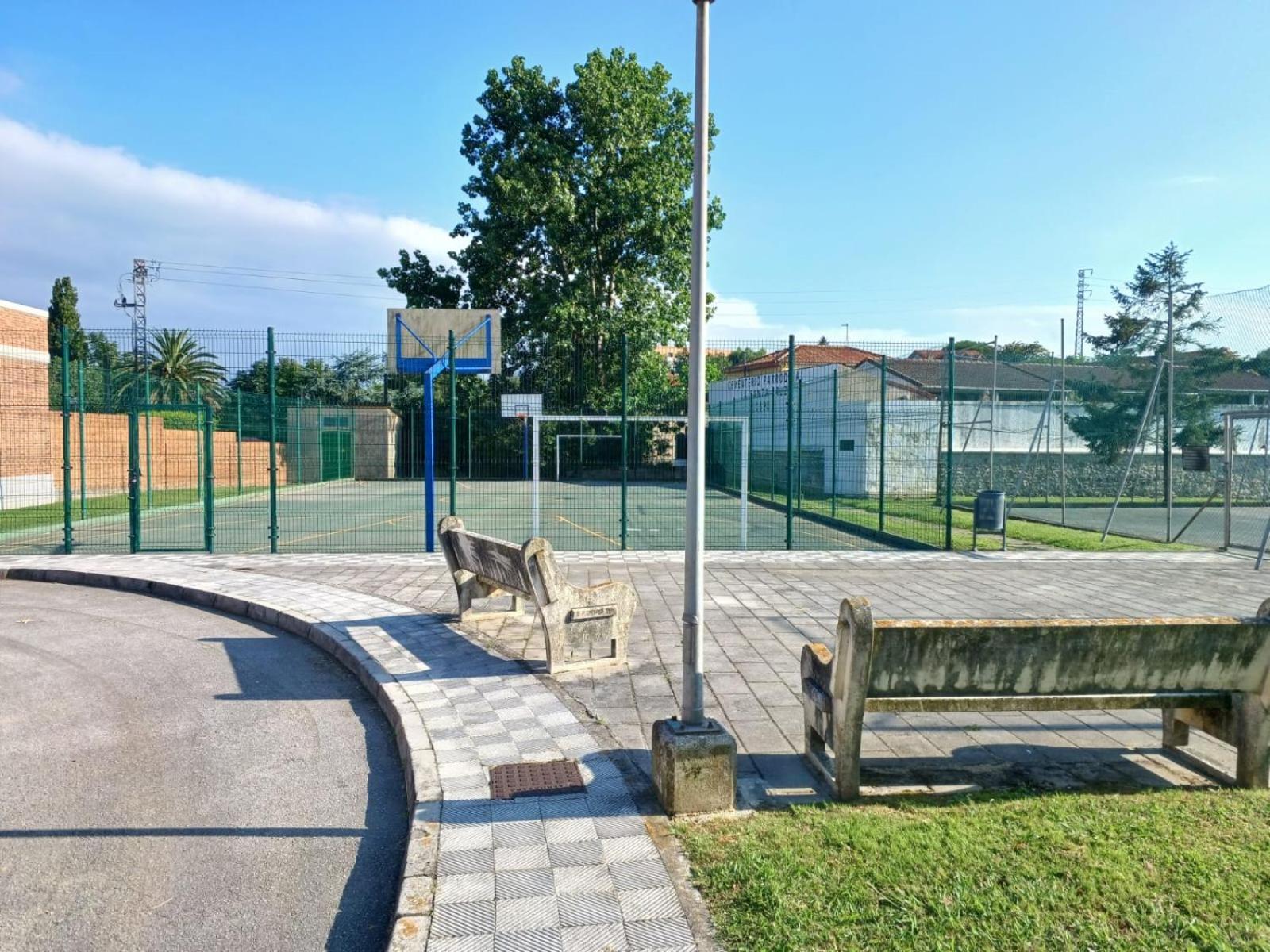 Villa Casa Grande Con Jardin à Santa Cruz De Bezana Extérieur photo